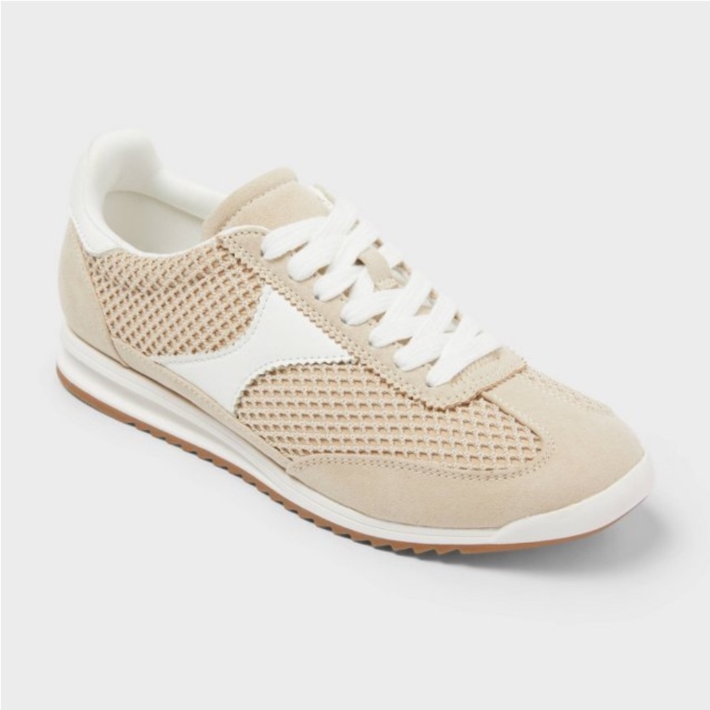 NWT! Women’s Skyler Sneakers     Beige and White   8